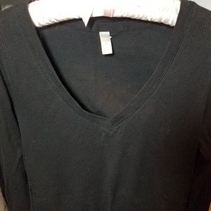 Medium black long sleeves